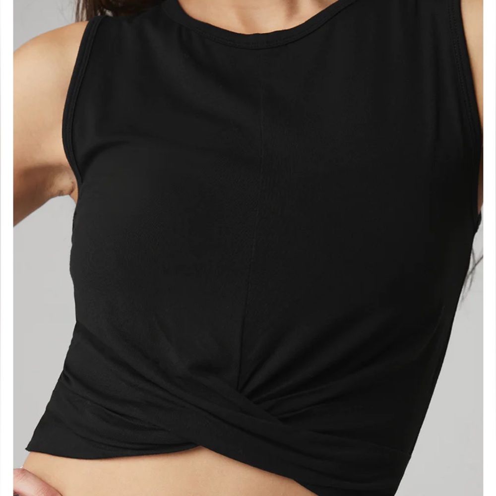Alo twist tank